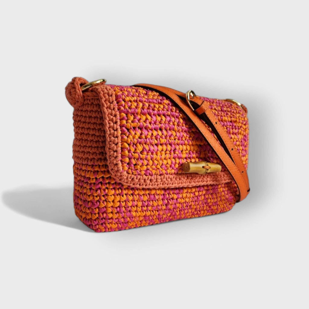 Bolsa de Ráfia coleção Sunset nas cores fúcsia e laranja