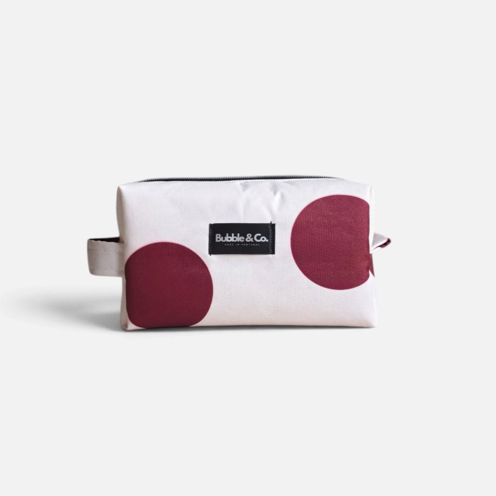 Polka Dot L toiletry bag by Bubble & Co.