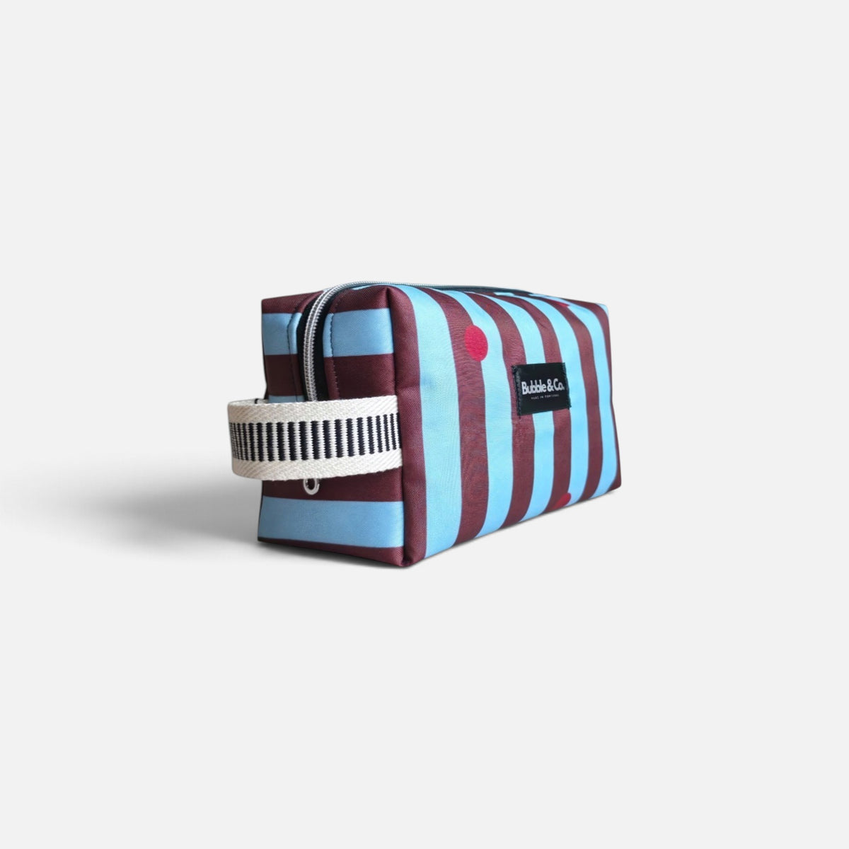 Riscas e Dots print detail on Bubble & Co. L toiletry bag